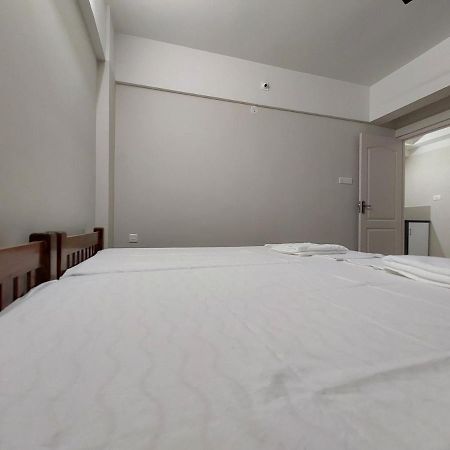 Hotel Mannat Residence Тривандрум Экстерьер фото
