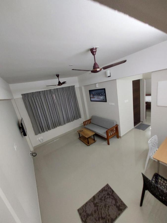 Hotel Mannat Residence Тривандрум Экстерьер фото